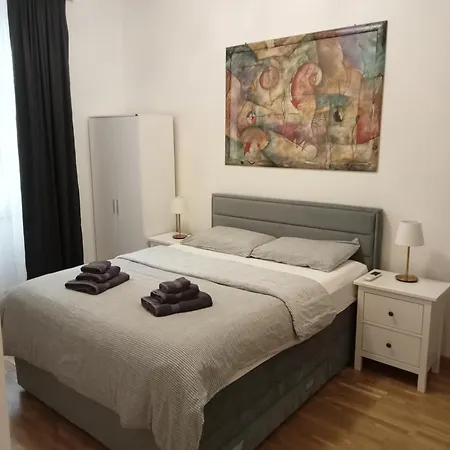 Guest house Fenix *